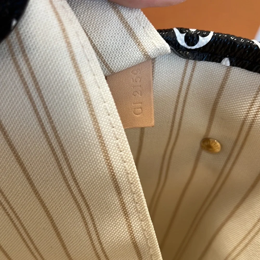 Louis Vuitton Neverfull MM Jungle Giant - Picture 12 of 16